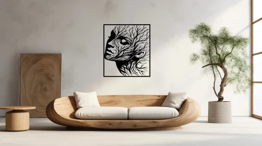 mujer del árbol