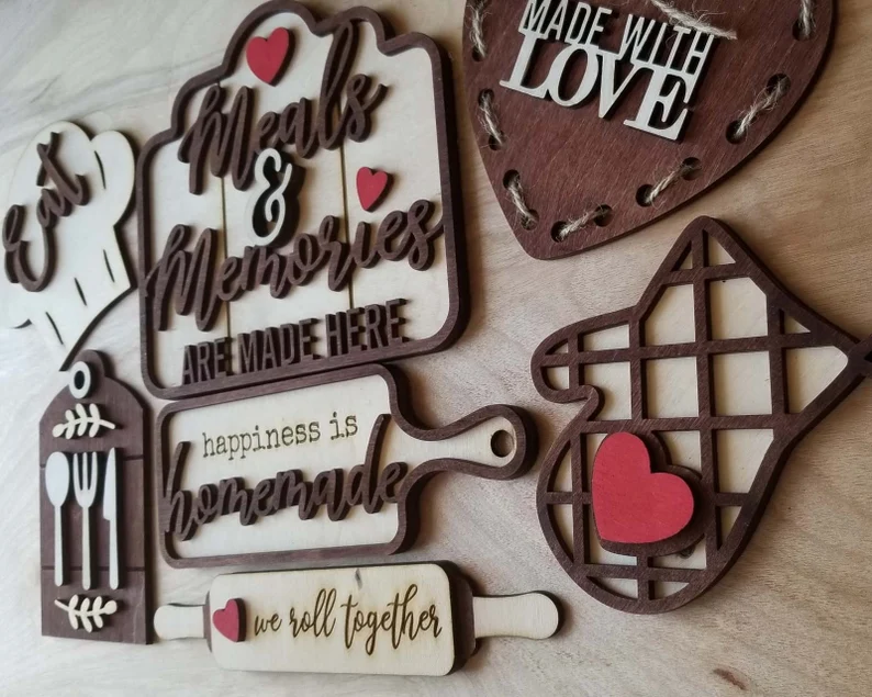 La Belleza de los rótulos de madera: Un Viaje a Través de la Historia y el Diseño 2 Carteles de Madera